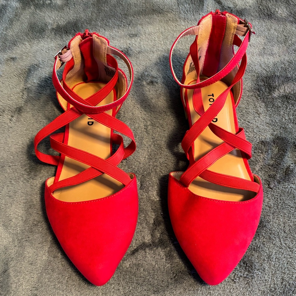 TORRID red ballet flat shoes. Worn only once. Size 7w